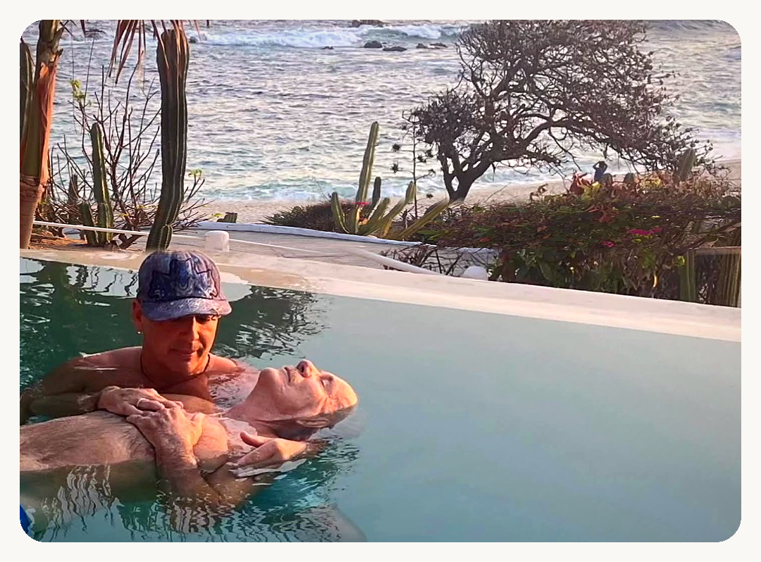 Adam Wohlberg sharing a Janzu aquatic therapy session in Mexico